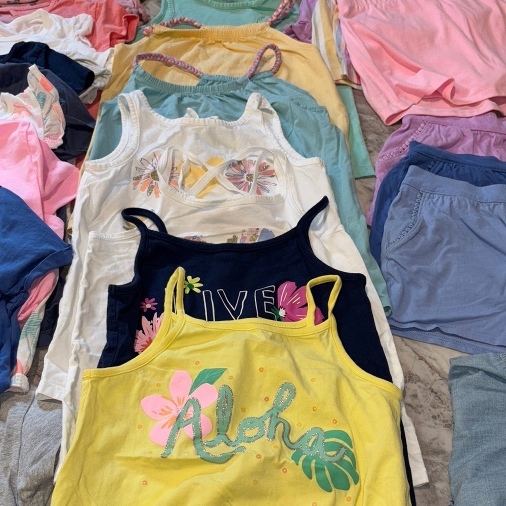 Kids Bundle Lot Matching Sets  multi color vacay summer resellers lot  7/8